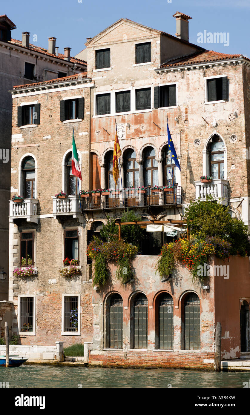 Italie Vénétie Venise Grand Canal Palazzo Barzizza Maison de Marco Polo qui  est prétendu avoir vécu ici, à son retour d'Asie Photo Stock - Alamy