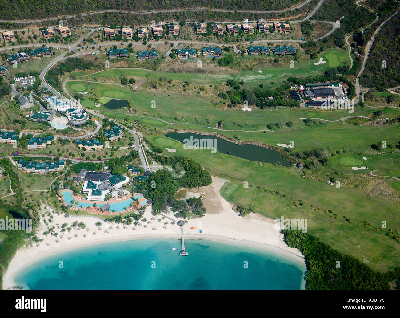 Antilles Caraïbes St Vincent les Grenadines Canouan Island Jambu Beach Resort Raffles Hôtel villas et golf course Banque D'Images