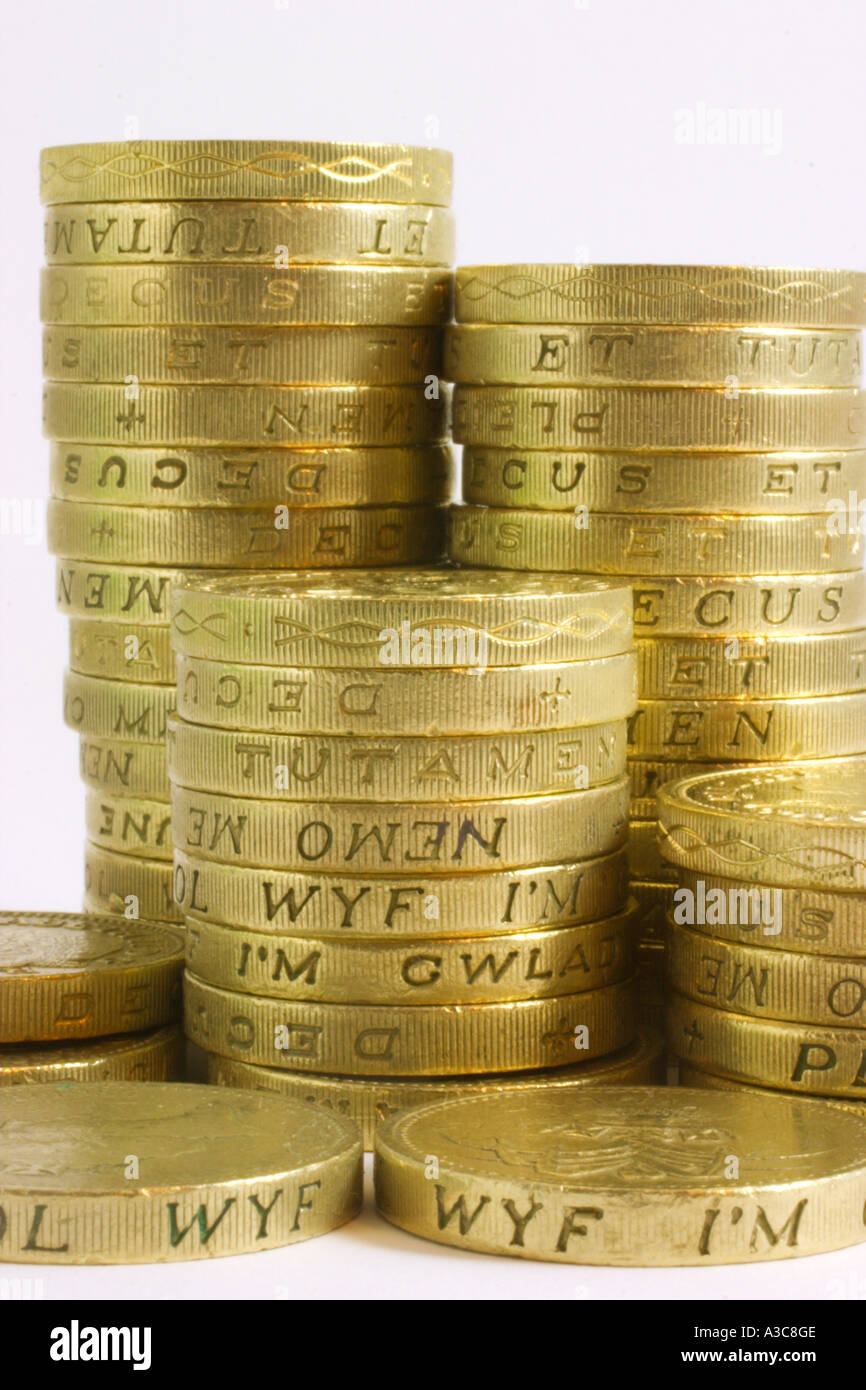 Des piles de pièces Livre britannique Banque D'Images