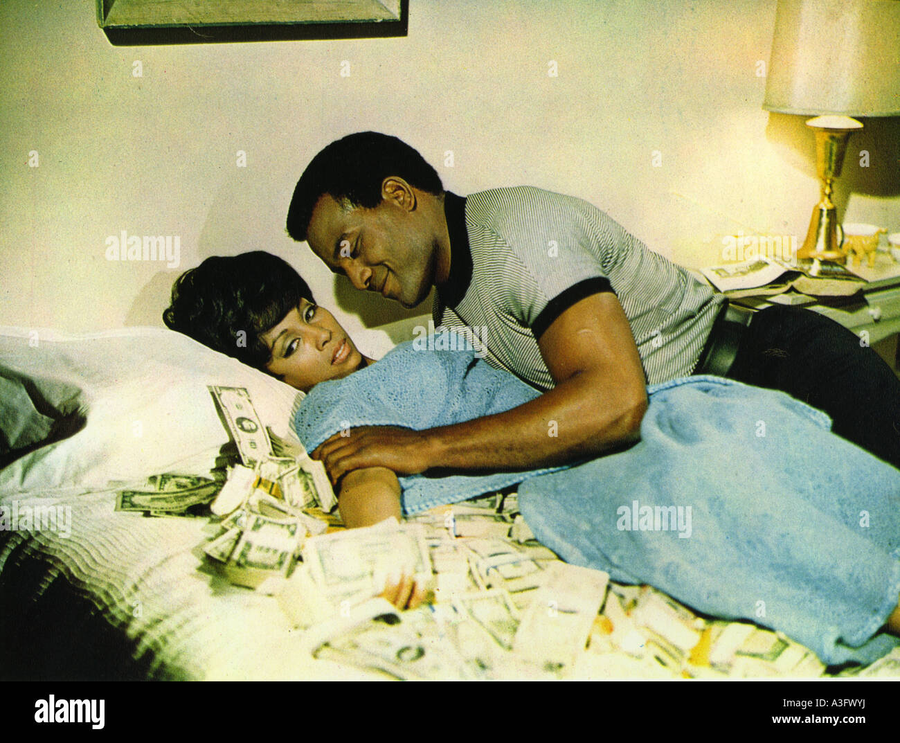 Le SPLIT 1968 MGM/spectre crime film avec Jim Brown et Diahann Carroll Banque D'Images