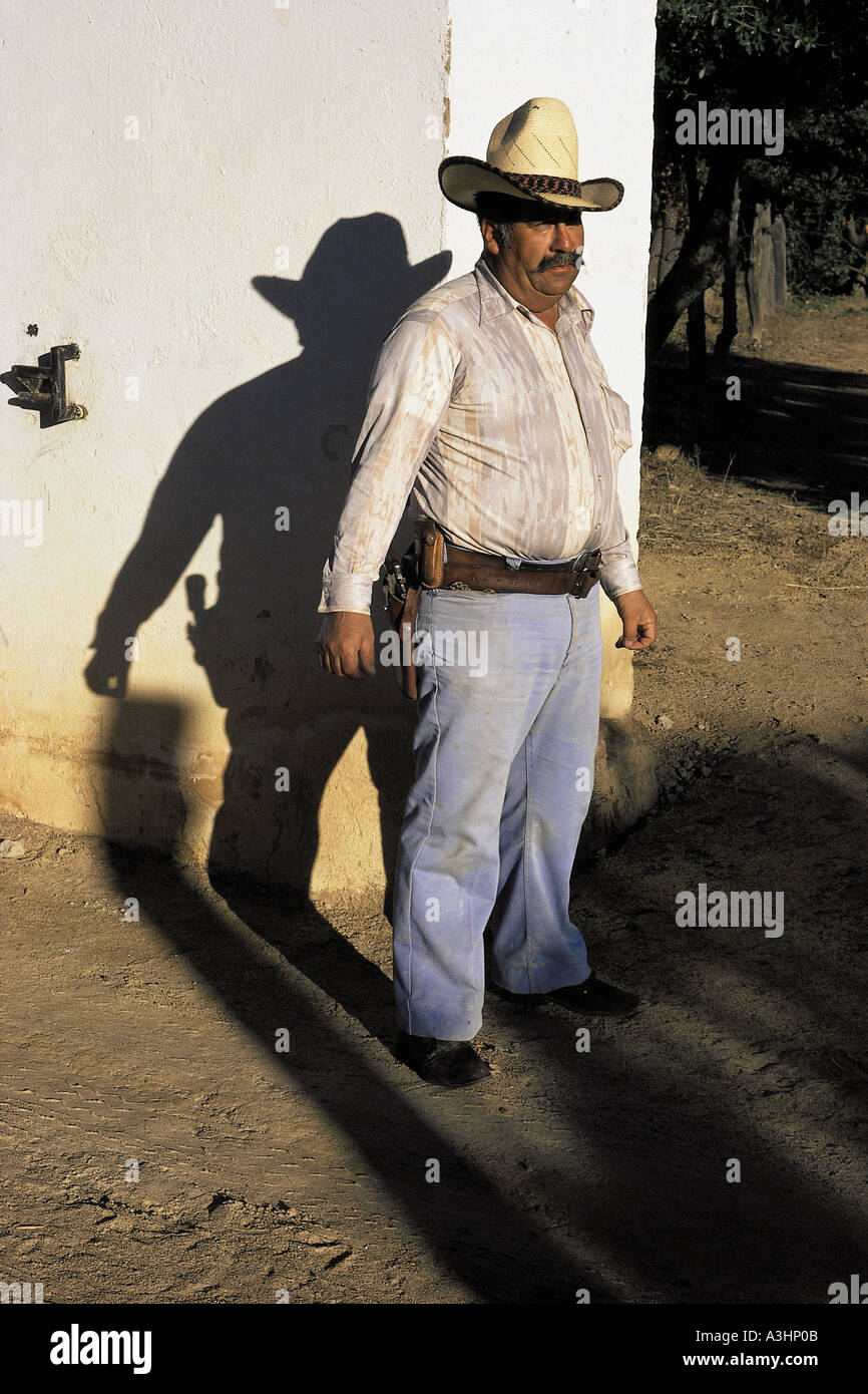 Portrait d'un garde du corps du grand propriétaire foncier ou politicien Etat du Chiapas Mexique editorial Utilisez uniquement Banque D'Images