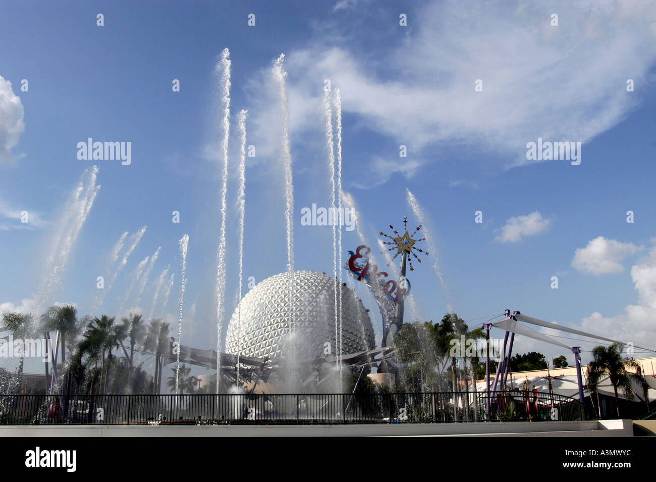 Walt Disney World Orlando Epcot Spaceship Earth Fontaine Banque D'Images
