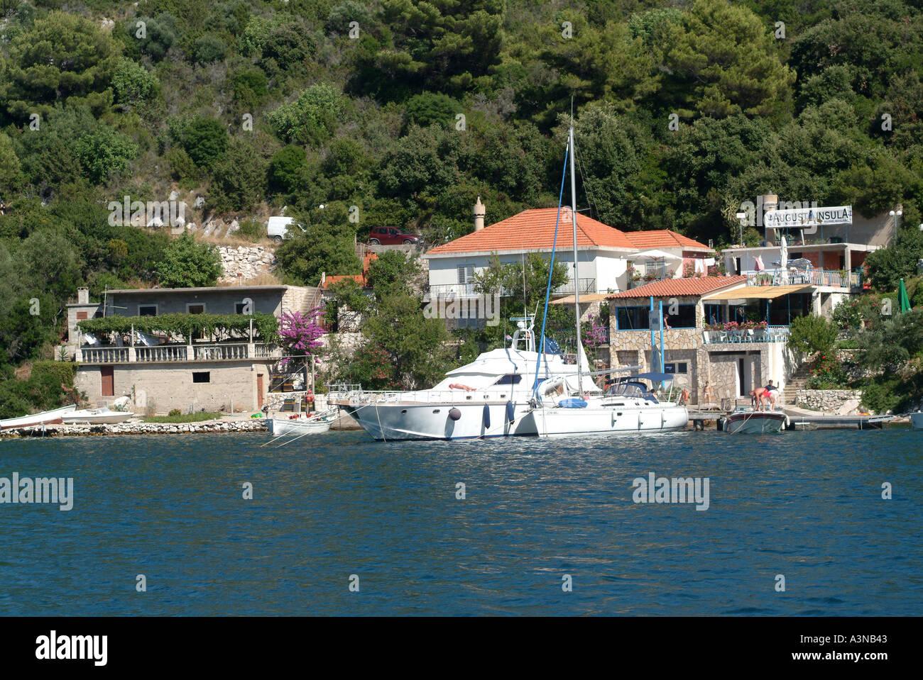 Belle Baie Zaklopatica à sur l'île de Lastovo Croatie Banque D'Images