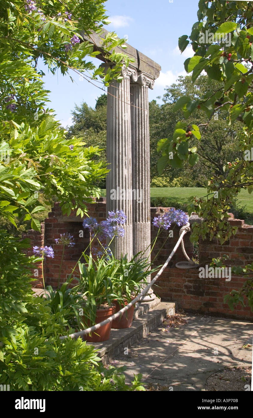 Les jardins d'Eltham Palace Londres Angleterre GO UK Banque D'Images