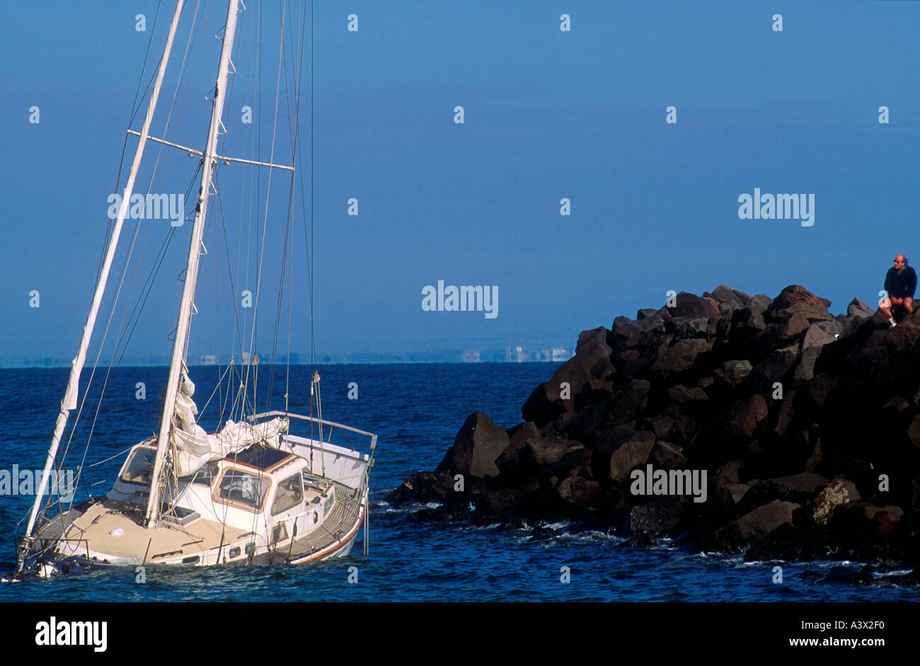 Cruising Yacht échoué Port Phillip Bay Victoria Australie Banque D'Images
