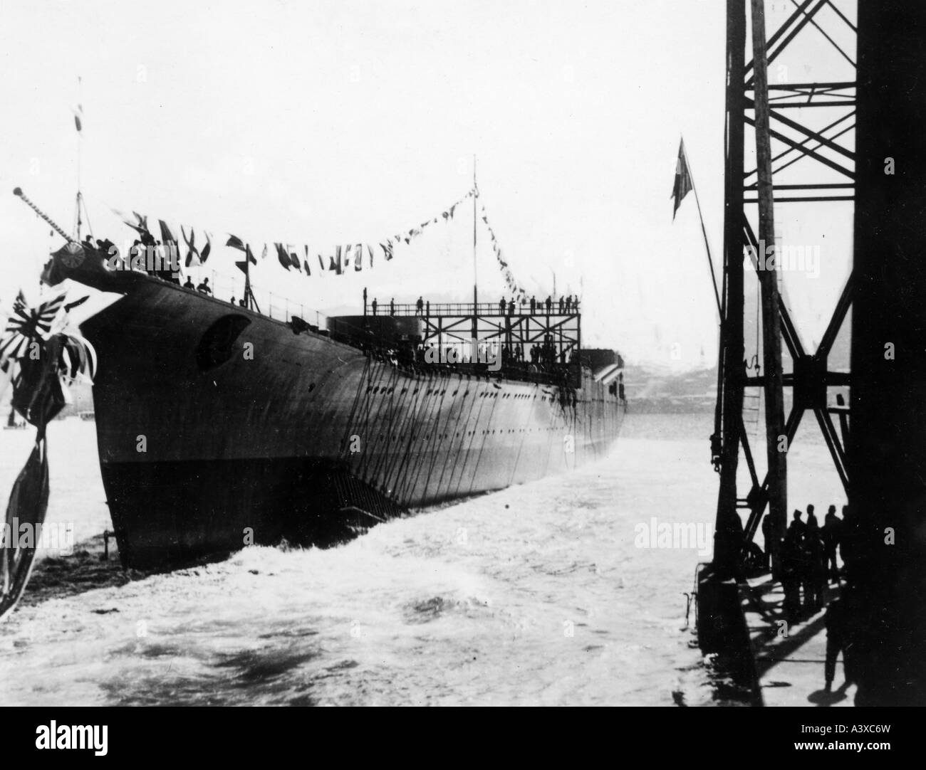 Géographie/voyages, Japon, industrie, construction navale, chantier naval Sasebo Navy, lancement du croiseur 'Chikuma', 22.3.1938, Banque D'Images