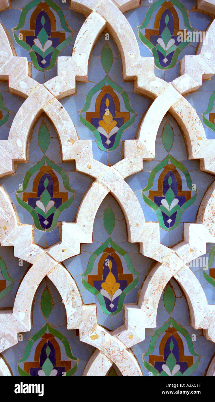 Gros plan du carrelage zellige, détail de marqueterie sur Mosquée Hassan II, Casablanca, Maroc Banque D'Images