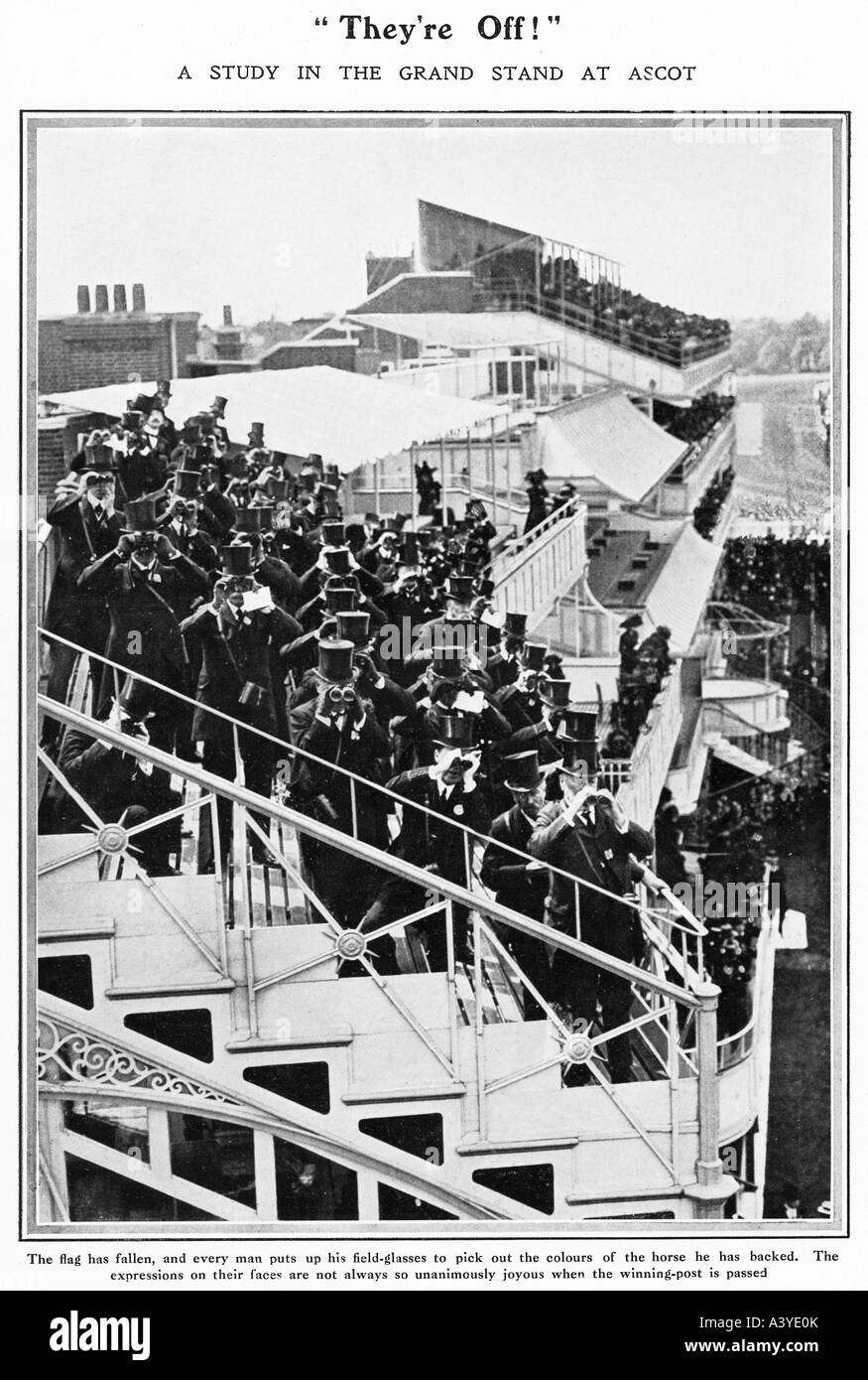 Grand Stand Ascot 1910 le domaine des verres sont comme les chapeaux haut dans la tribune regarder le départ d'une course Banque D'Images