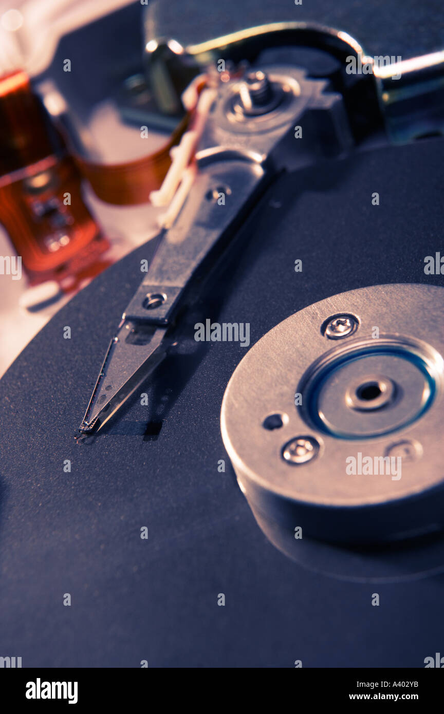 CLOSE UP DE DISQUE DUR DE L'ORDINATEUR Banque D'Images