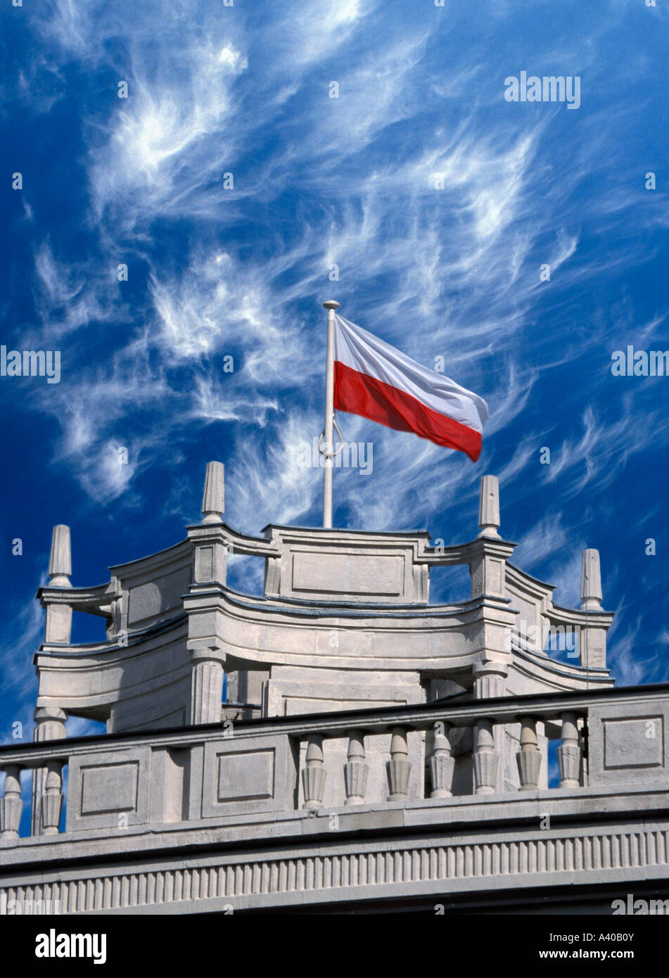 Pologne Varsovie Parlement (Sejm) et le drapeau polonais tradition du parlement en Pologne date de 1453 Banque D'Images