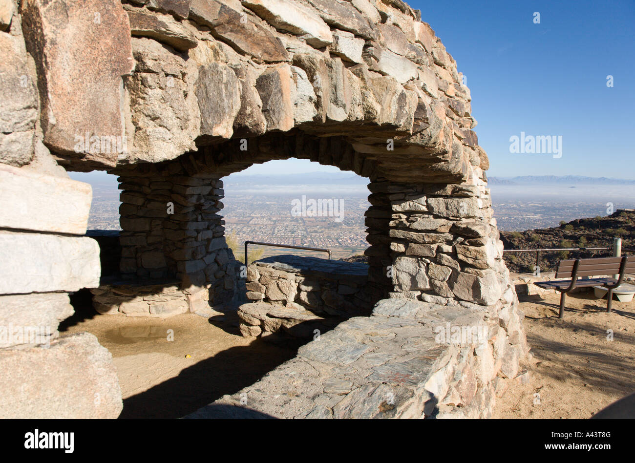 Dobbins Lookout on South Mountain surplombant ville de Phoenix, Arizona, USA Banque D'Images