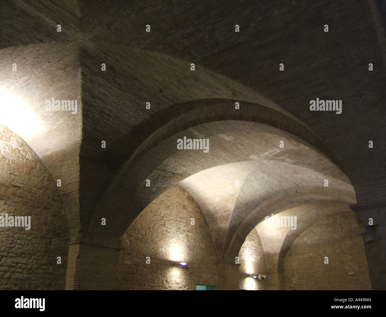 Cour intérieure du Palazzo Trinci à Foligno, en Ombrie, Italie Banque D'Images