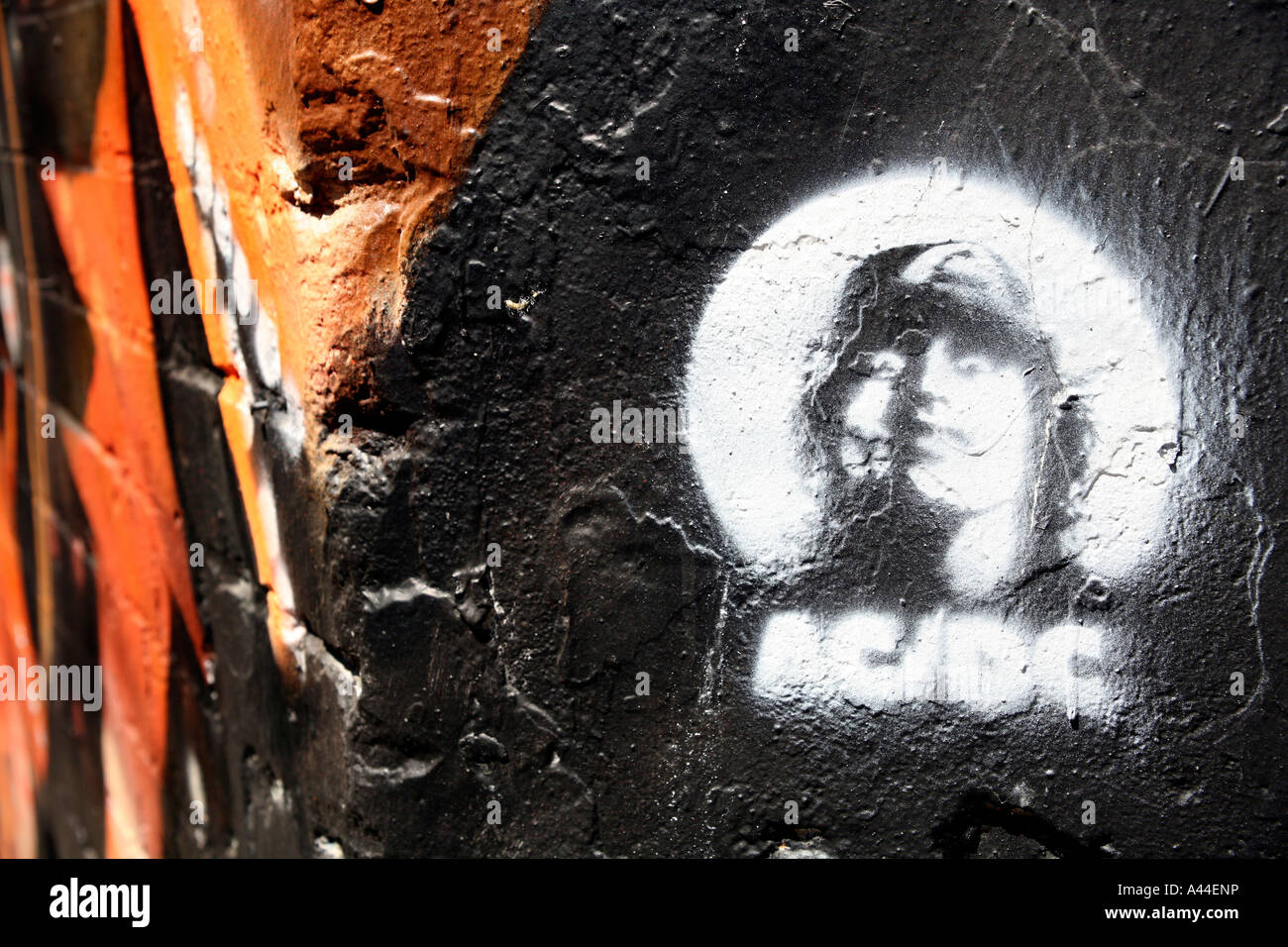 Graffiti de voie acdc Banque de photographies et d’images à haute ...