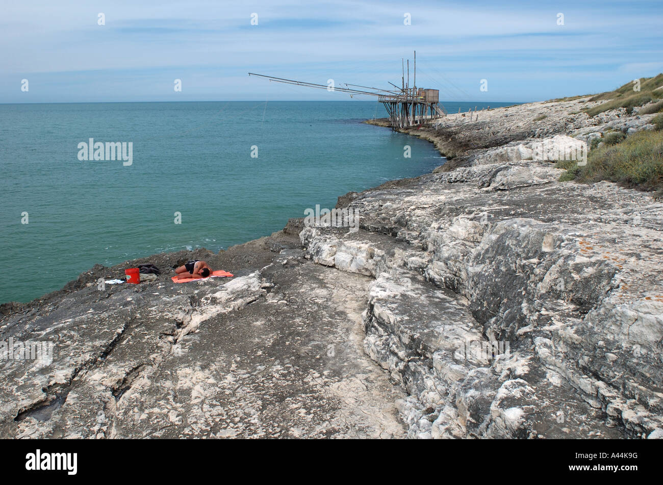 Trabucco, ancienne structure de pêche, les Pouilles - Italie. Banque D'Images