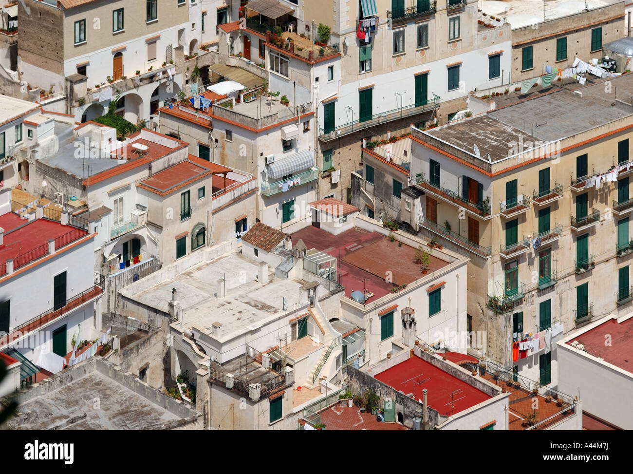 Vue aérienne de la ville italienne typique du sud. Banque D'Images