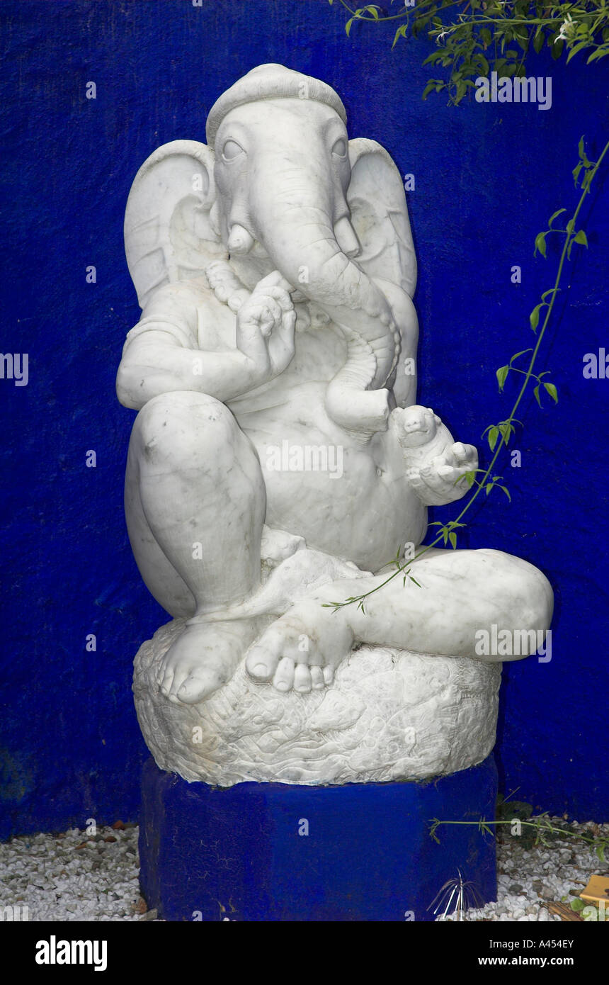 Un culte de la fécondité dans le Jardin botanique de Heller Gardone Riviera Lac de Garde Italie Banque D'Images