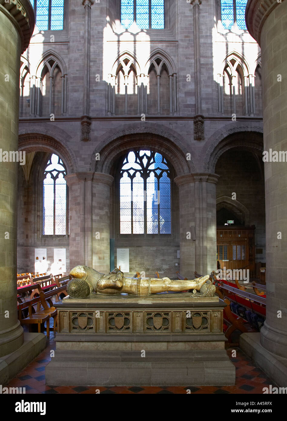 Tombe de sir Richard Pembridge l'intérieur de la cathédrale de Hereford Banque D'Images