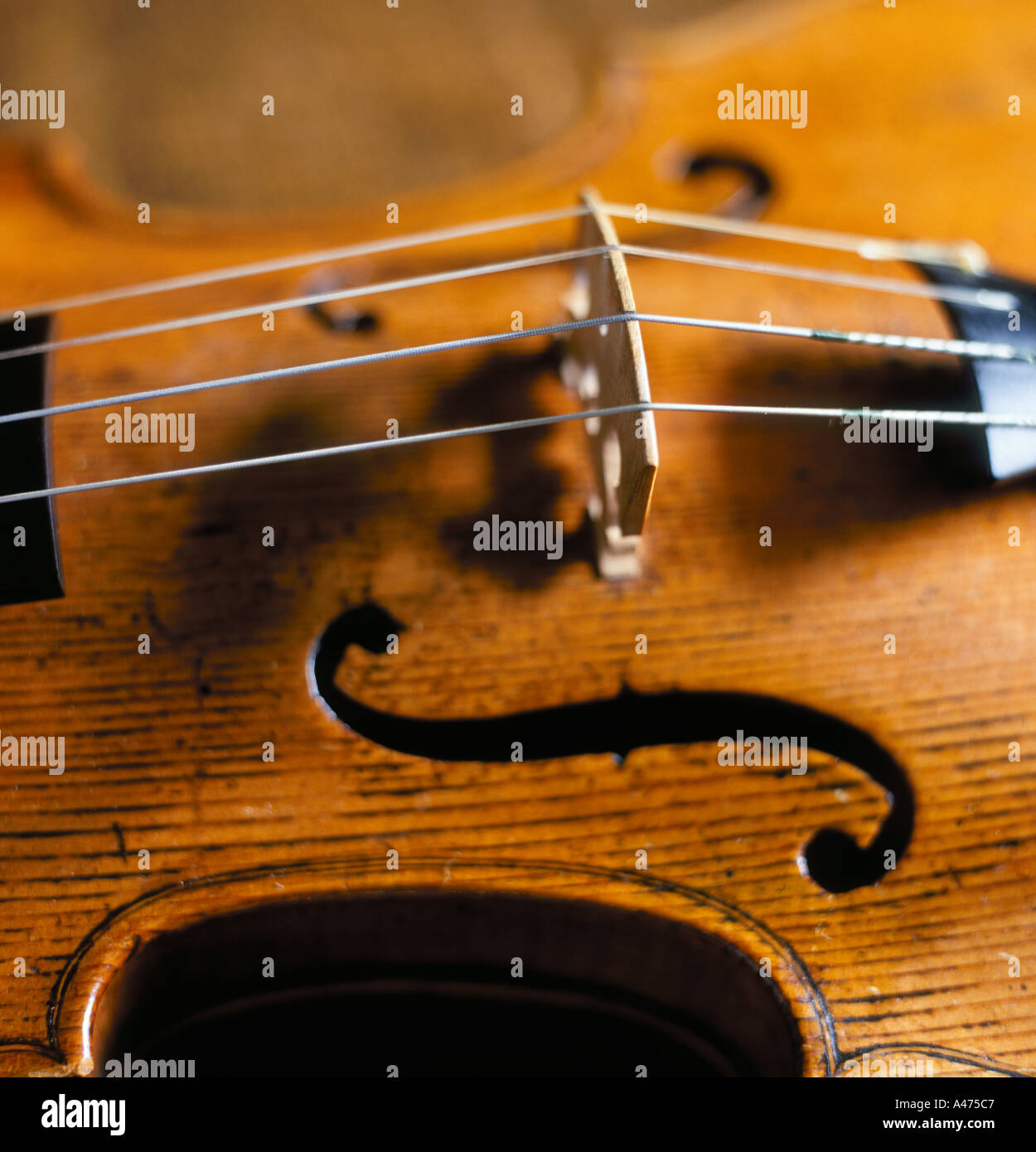 Testore violon Cremona 3 Photo Stock - Alamy