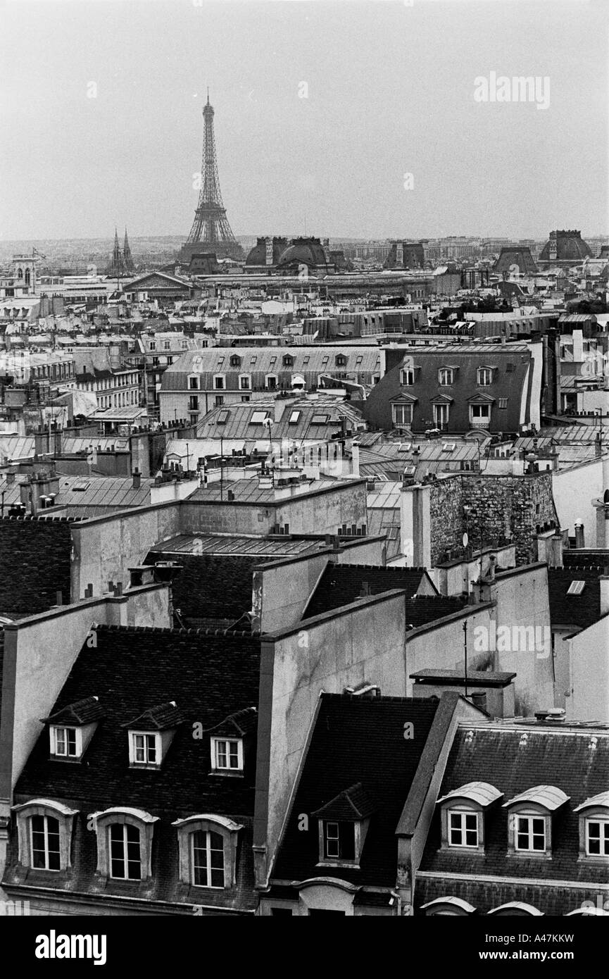 Toits de paris noir et blanc Banque de photographies et d’images à ...