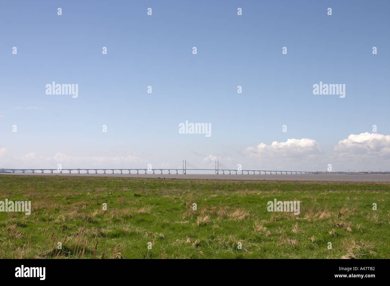 Nouveau pont sur la Severn estuaire entre Angleterre et Pays de Galles Banque D'Images