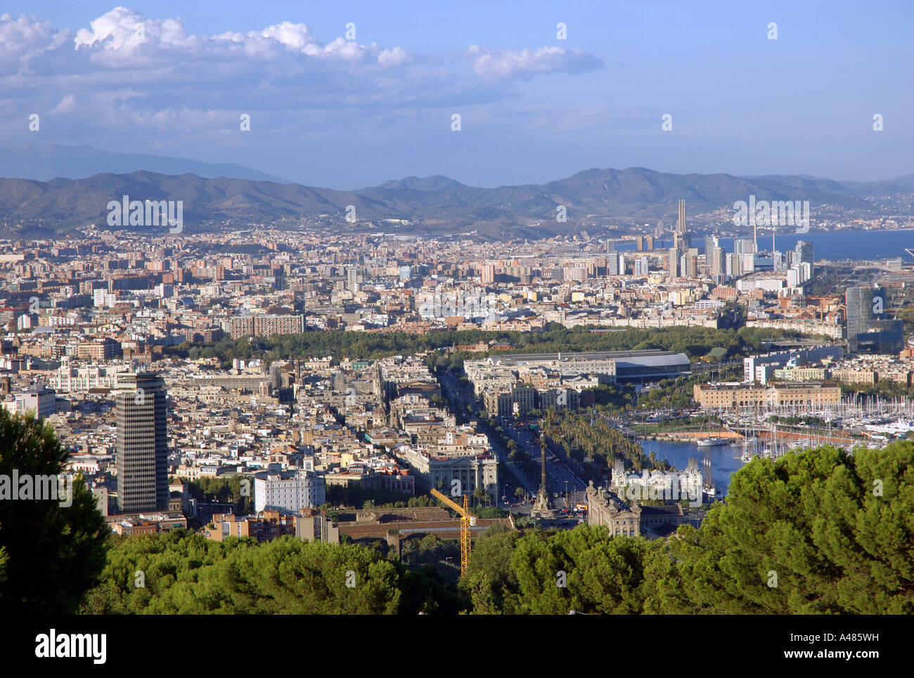 Vue panoramique de Barcelone de Castel del Barça Le parc de Montjuïc Catalunya Catalogne Catalogne Costa Brava España Espagne Europe Banque D'Images