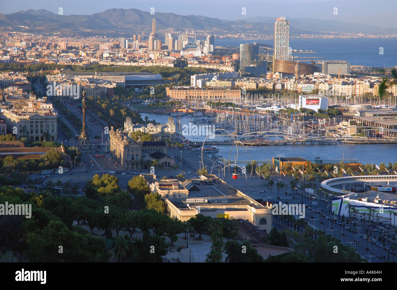 Vue panoramique de Barcelone de Castel del Barça Le parc de Montjuïc Catalunya Catalogne Catalogne Costa Brava España Espagne Europe Banque D'Images