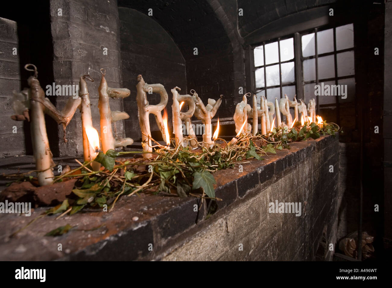 UK Shropshire Shifnal Blists Hill Victorian Town candle factory Joyeux Noël formé à partir de bougies Banque D'Images