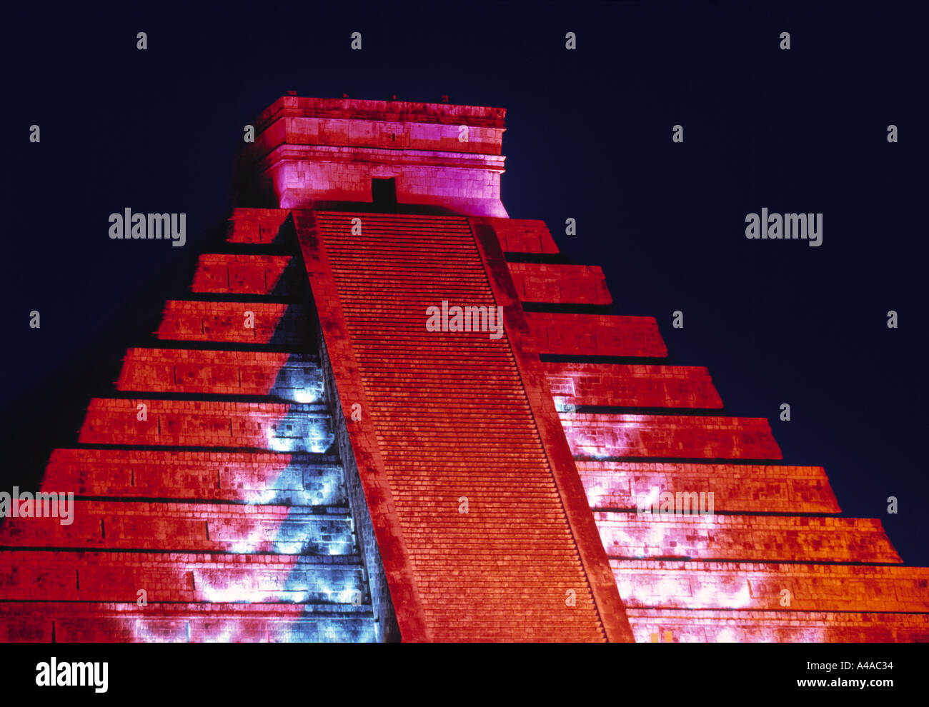 El Castillo Pyramide, Chichen Itza, Yucatan, Mexique Banque D'Images