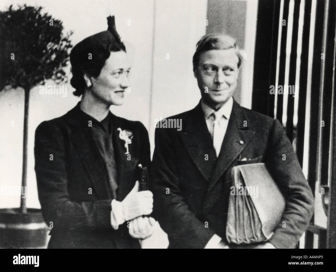 Duc et Duchesse de Windsor arrivant à l'aéroport de Madrid le 25 juillet 1940 Banque D'Images