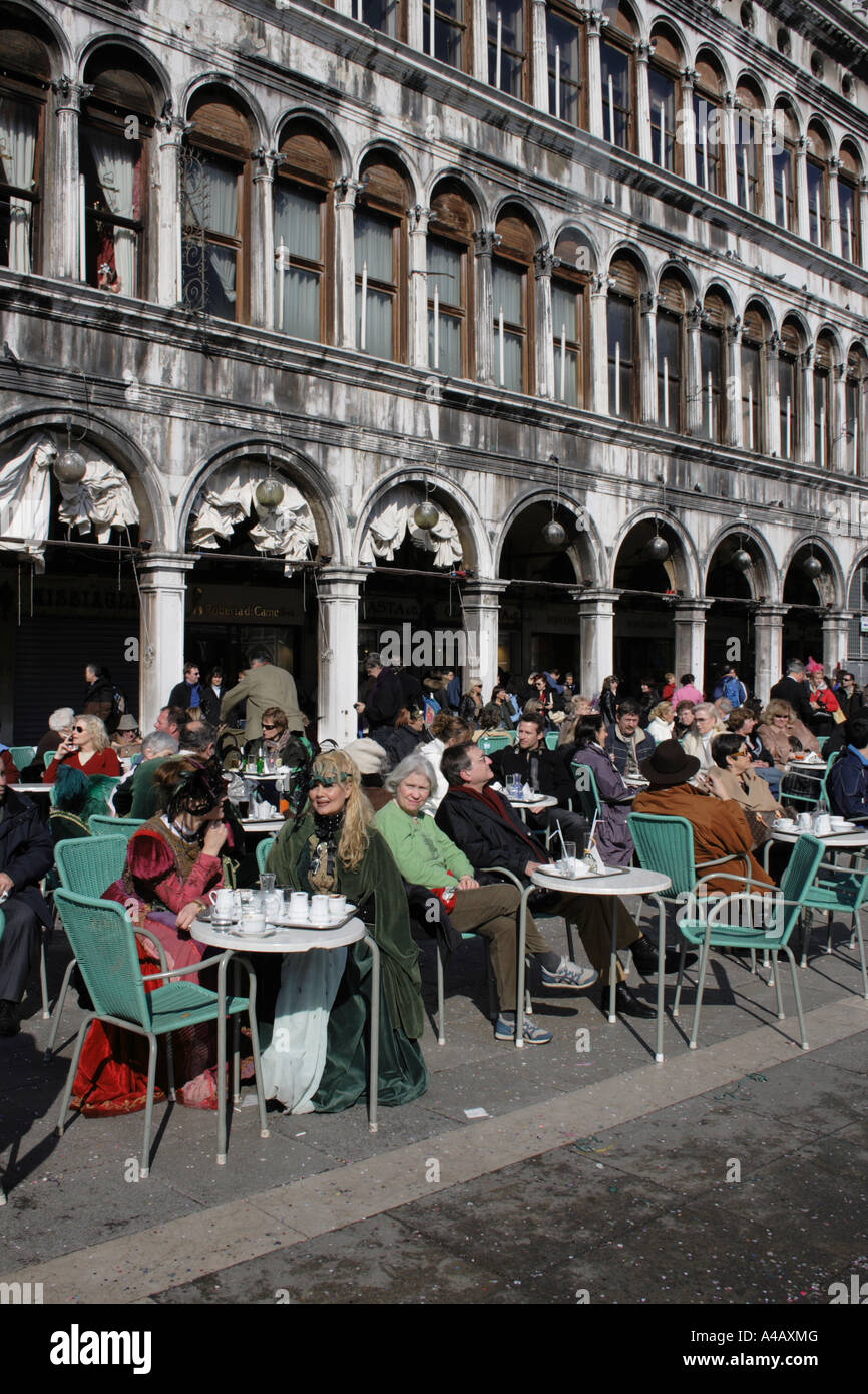 Restaurant à l'extérieur à la place San Marco, Venise Italie Europe. Photo par Willy Matheisl Banque D'Images