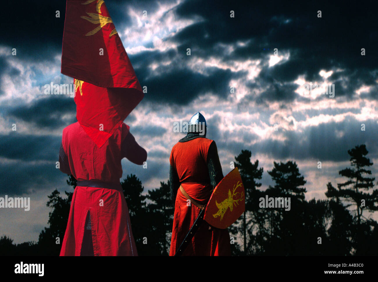 Soldats médiévaux homeward mars. Pour un usage éditorial uniquement. Banque D'Images