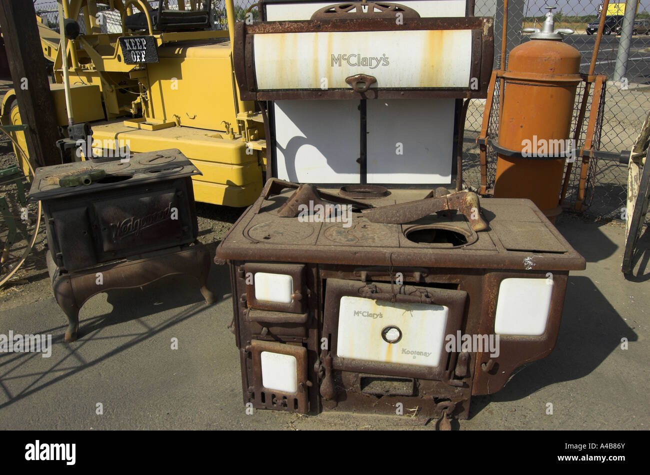 Une antique cuisinière à bois Banque D'Images