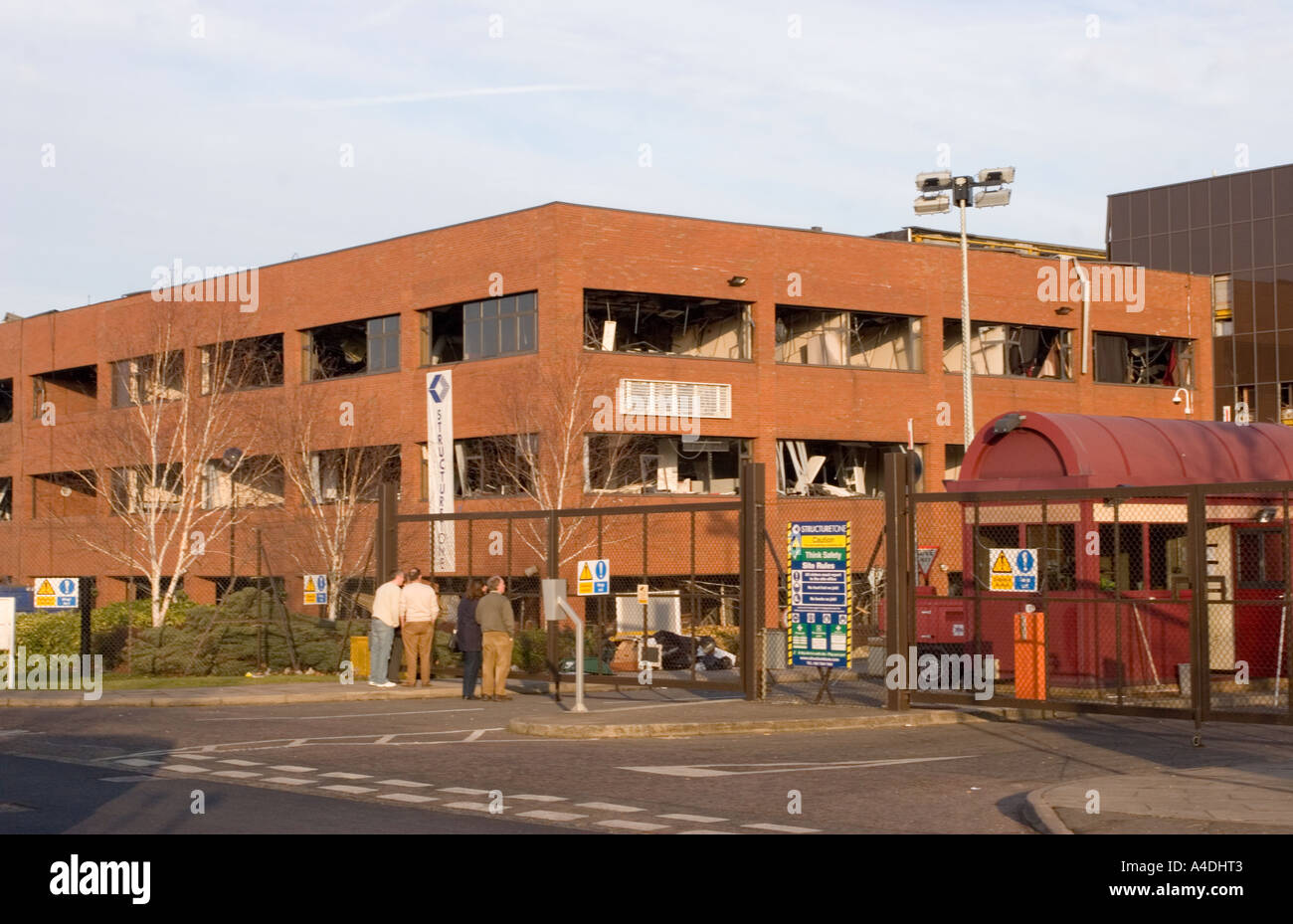 Immeuble de bureaux détruits Dépôt Pétrolier de Buncefield après incendie Hemel Hempstead Hertfordshire Banque D'Images