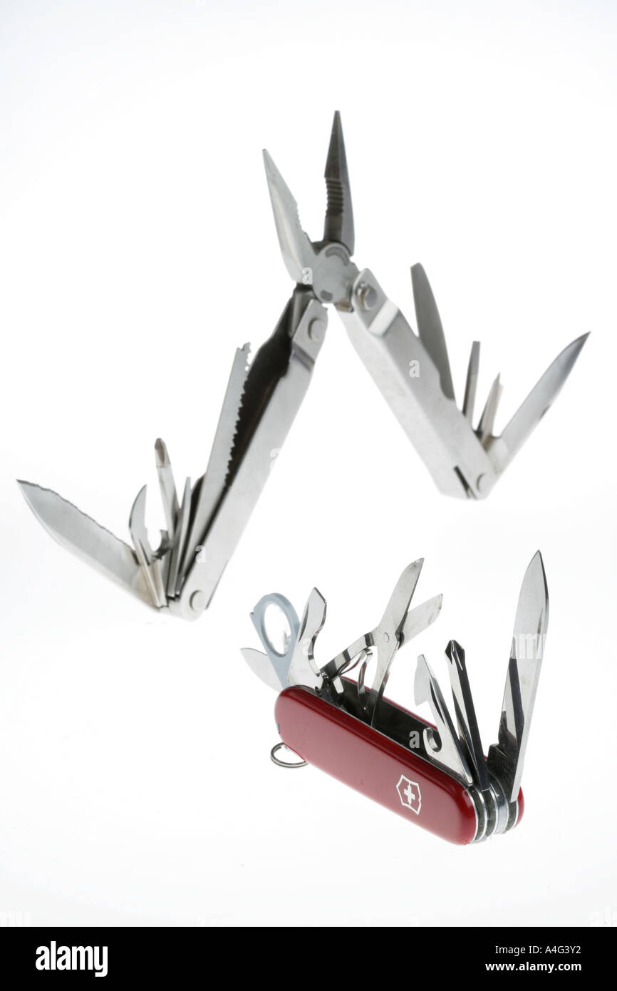 DEU Allemagne outil multifonctionnel Leatherman Supertool couteau suisse  Victorinox Photo Stock - Alamy