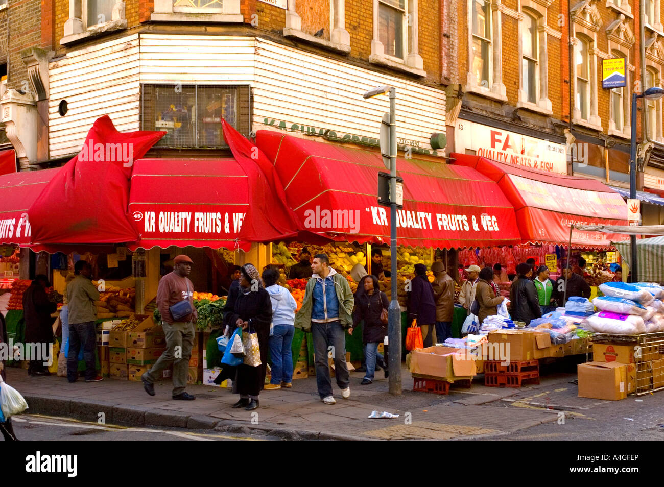 Marché de Brixton dans le sud de Londres, Angleterre, Royaume-Uni Banque D'Images