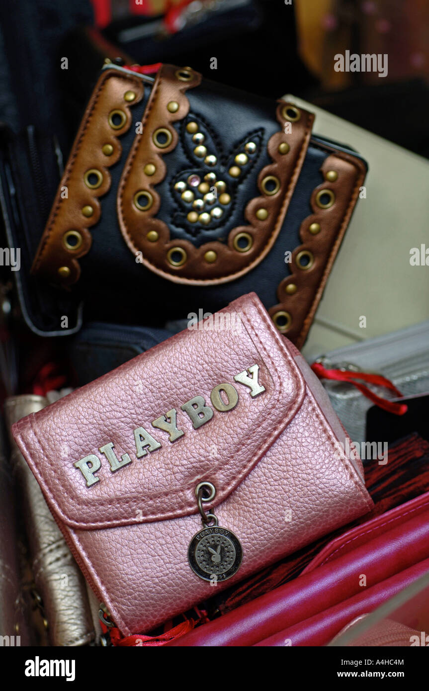 Playboy bunny portefeuille complet de mode couleur couleur sac lapin Playboy  Photo Stock - Alamy