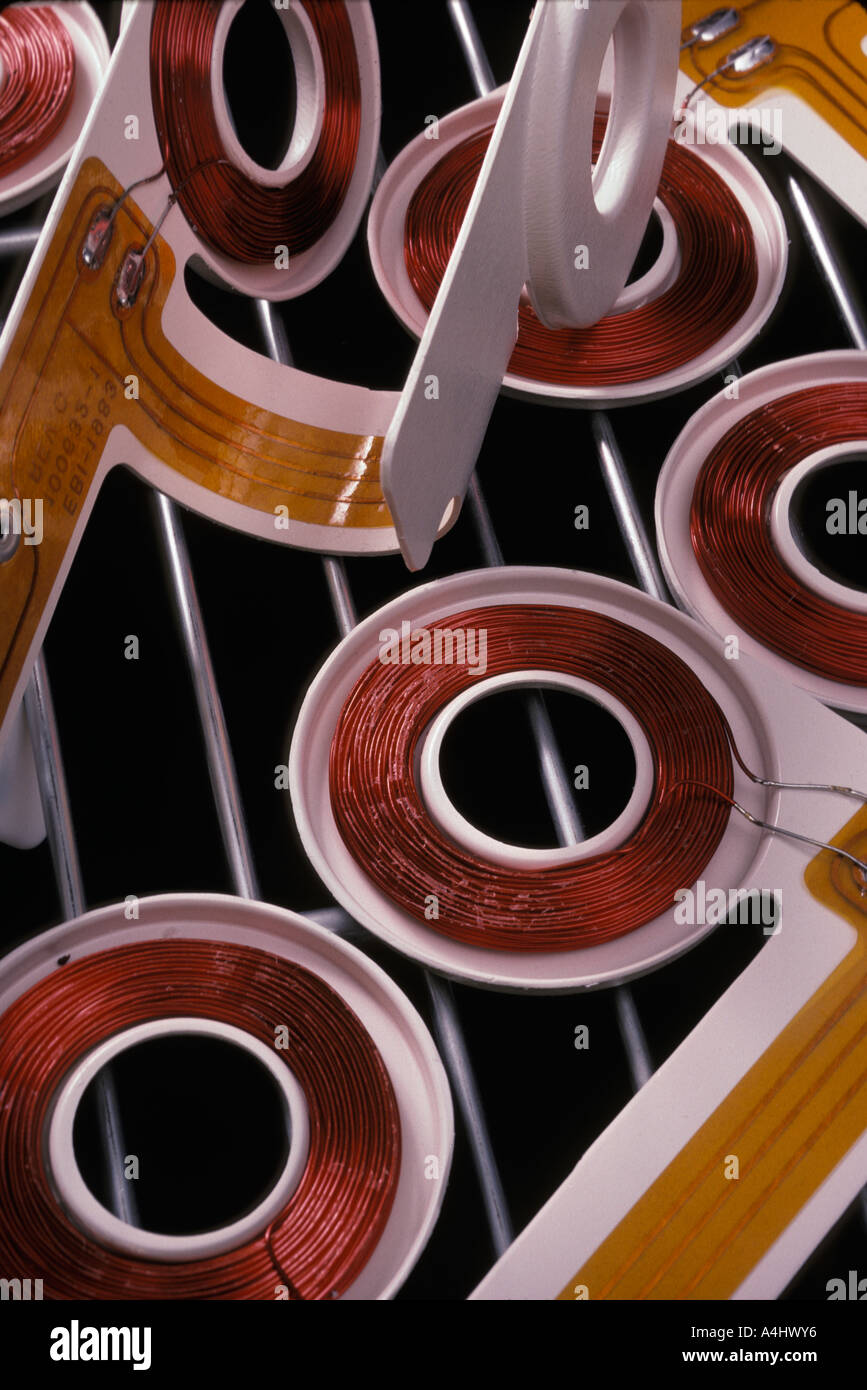 Libre micro appareil électronique pendant la fabrication. Banque D'Images