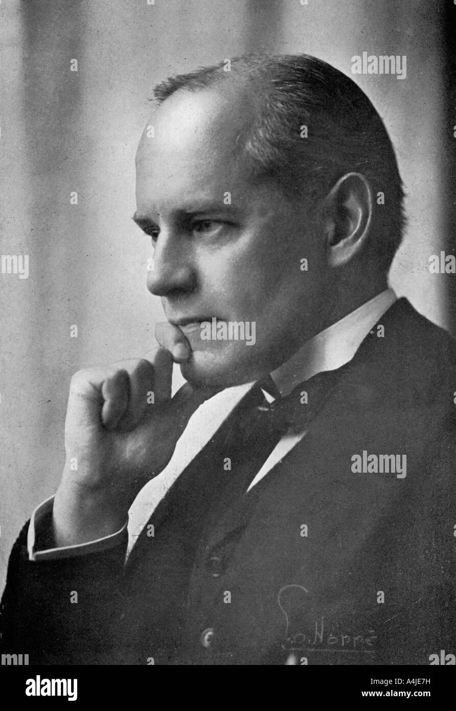 John Galsworthy, romancière et dramaturge anglais, 1913.Artiste : Otto Emil Hoppe Banque D'Images