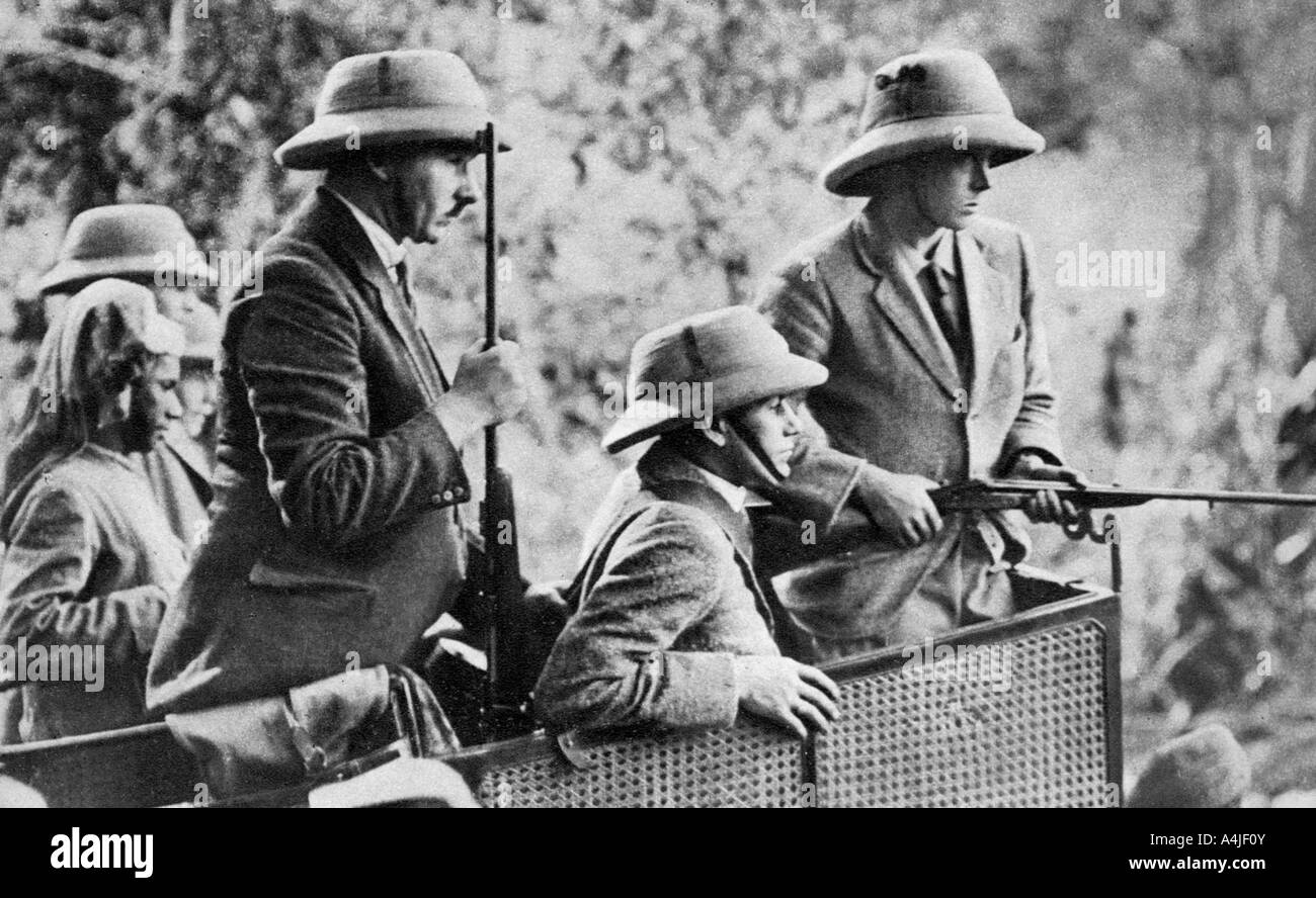Le Prince de Galles le tir du Tigre au Népal, le Tour des Indiens, 1921. Artiste : Inconnu Banque D'Images