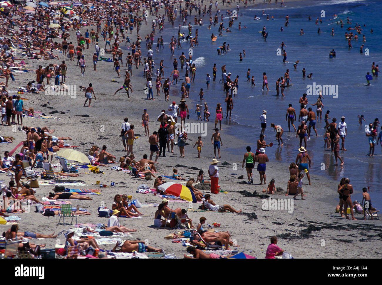 Des foules d'été à Laguna Beach en Californie USA Banque D'Images