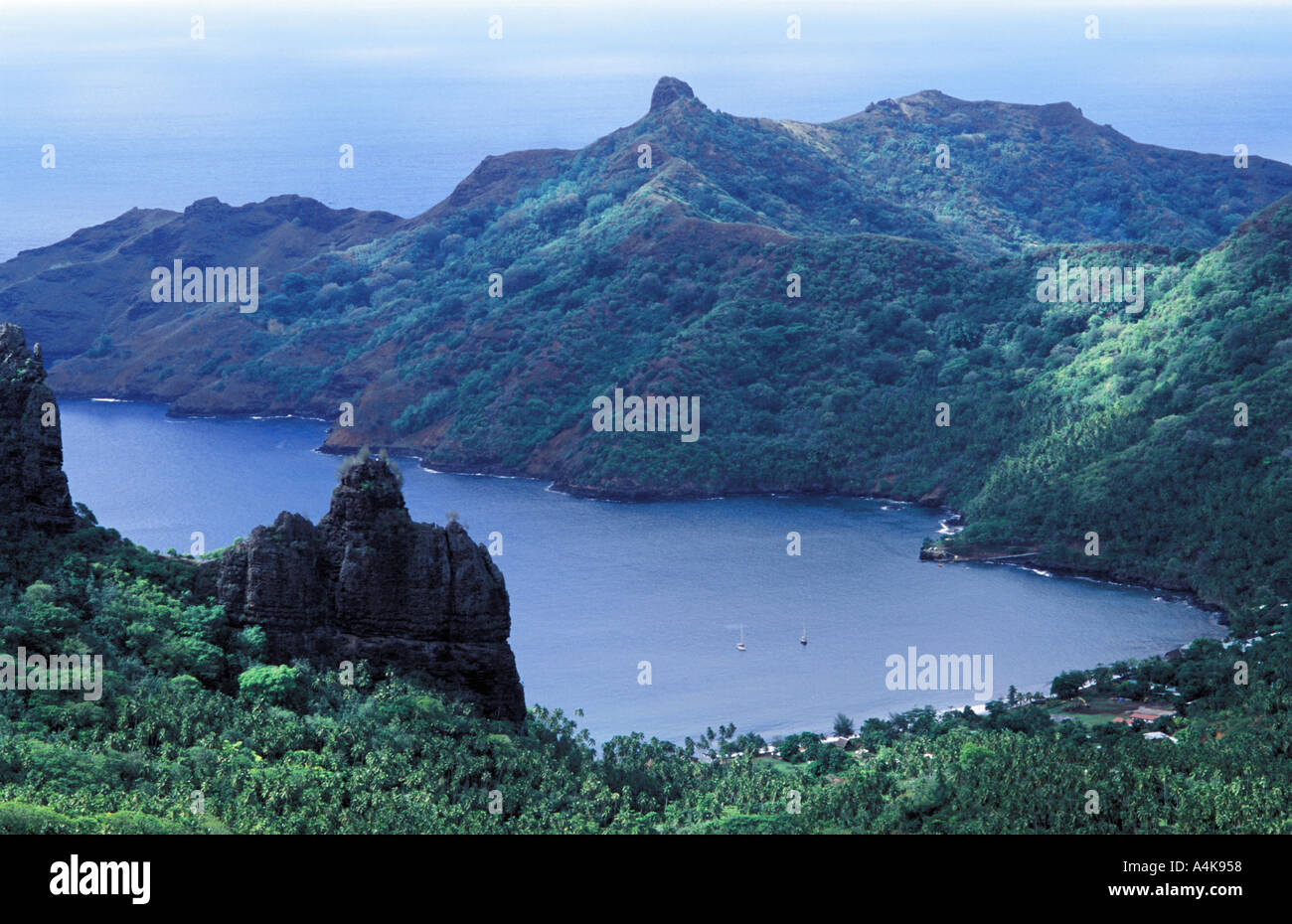Hetiheu Bay à Nuku Hiva Marquises Île Banque D'Images