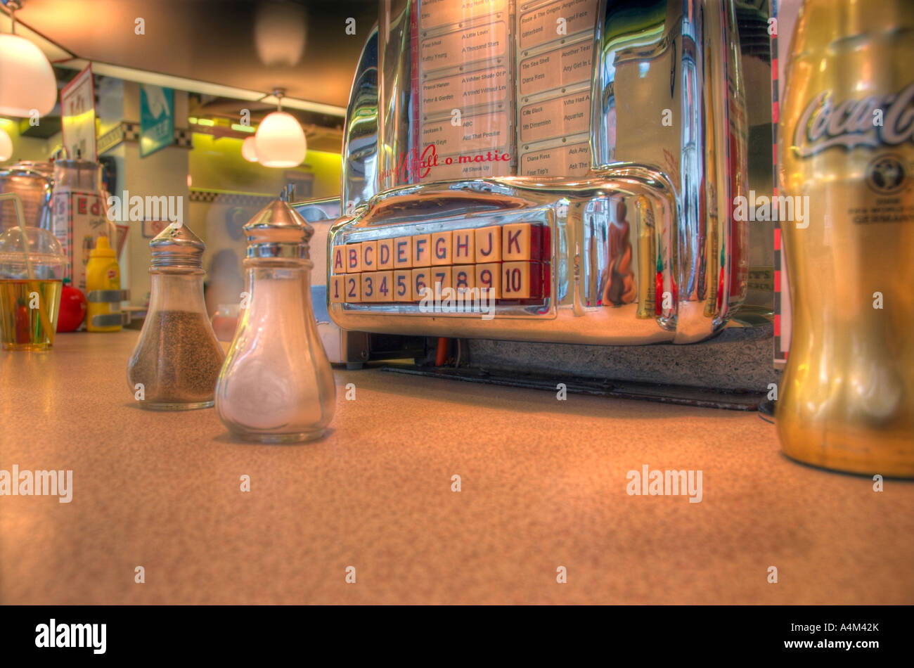 Absract vue de jukebox dans 60s style american diner. Banque D'Images