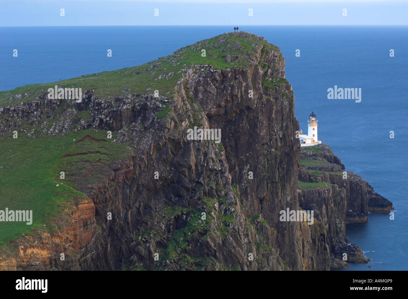 Neist Point Lighthouse. Île de Skye Scotland UK Photo ...