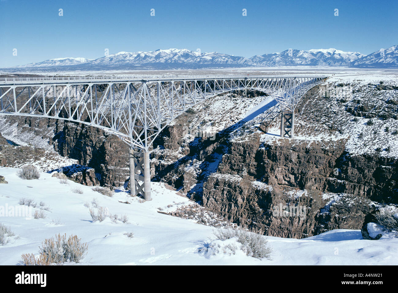 Pont Sur Rio Grande Gorge Pres De Taos Nouveau Mexique Etats Unis D Amerique U S A Amerique Du Nord Photo Stock Alamy