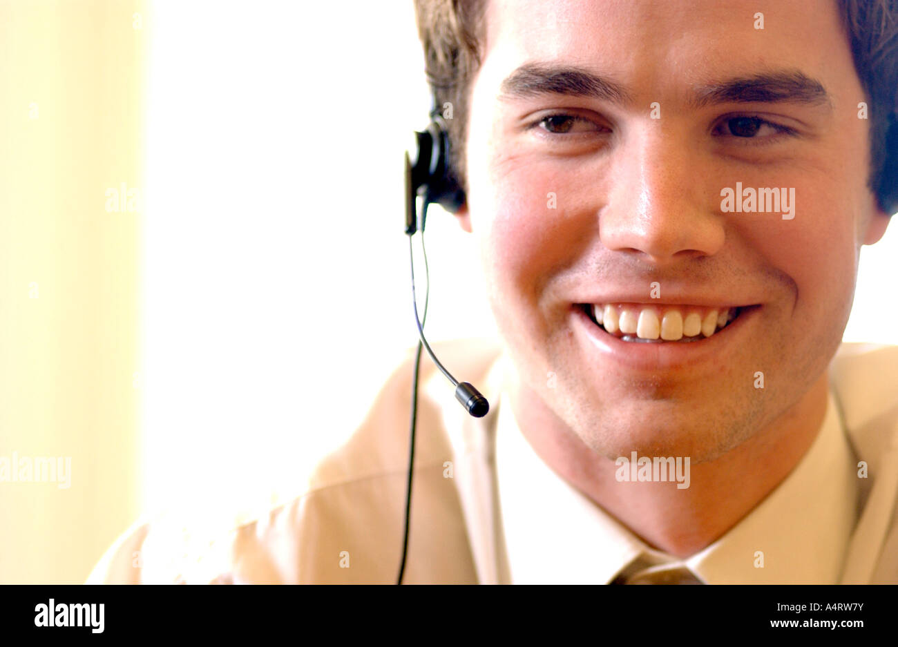 Image libre de photographie de la happy call centre employee London UK Banque D'Images