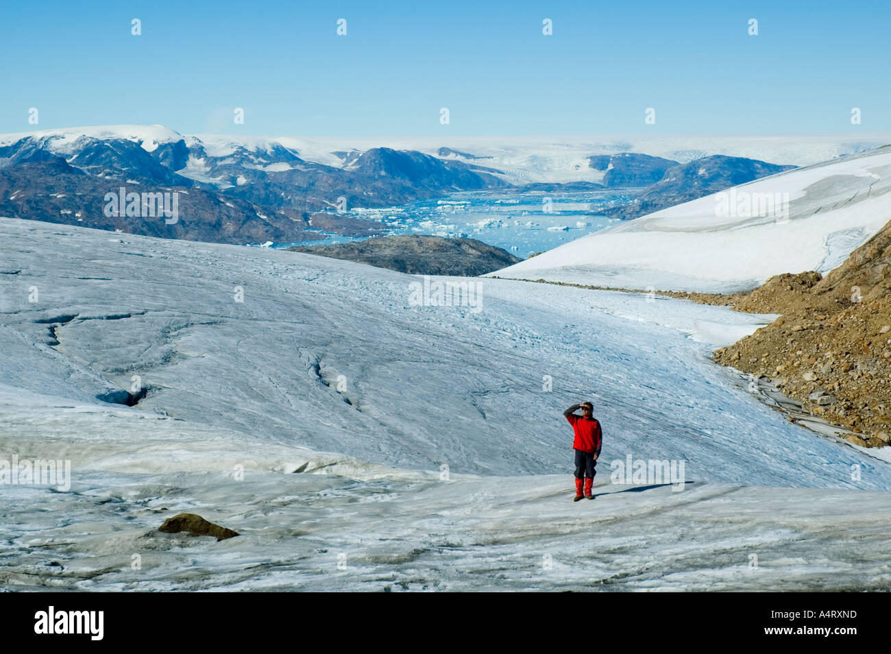 Le Mítivagkat Ridge et des glaciers, l'Île Angmagssalik, fjord Sermilik, Est du Groenland Banque D'Images