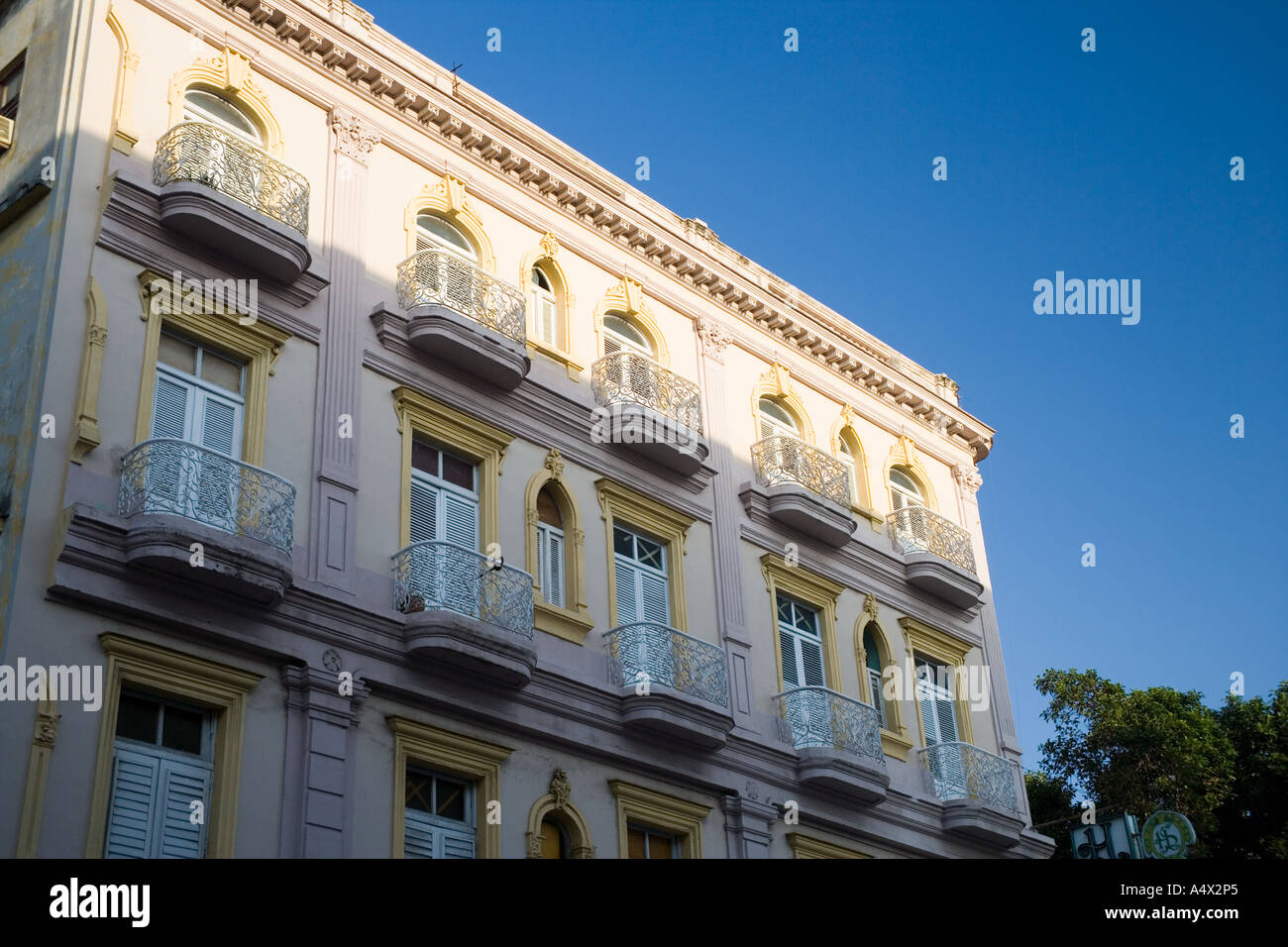 Immeuble dans le centre de La Havane, la vieille Havane towm ou Vieja Cuba, Banque D'Images