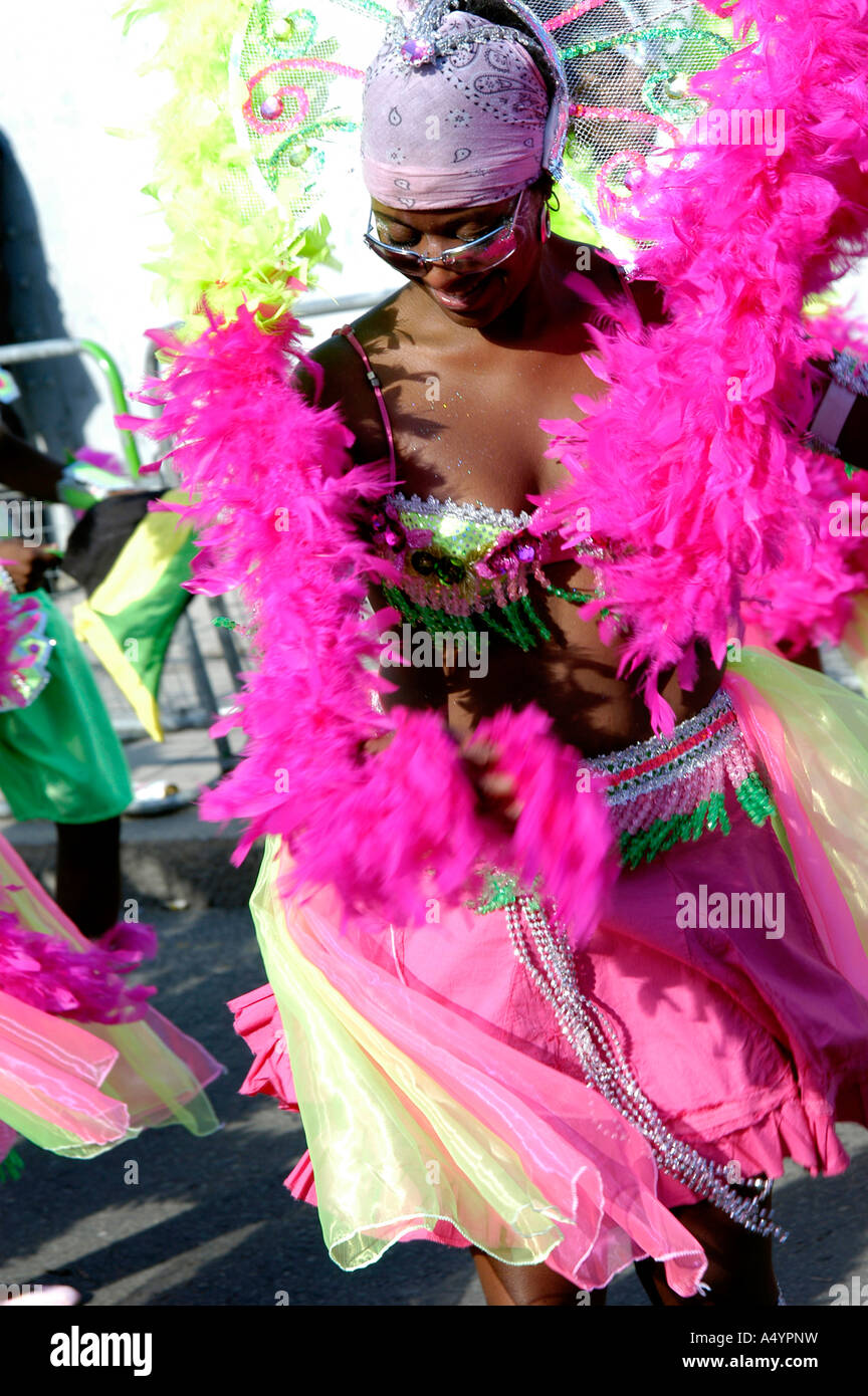 Femme jamaïcaine dans le carnaval de Notting Hill Londres Banque D'Images Femme jamaïcaine dans le carnaval de Notting Hill Londres Banque D'Images