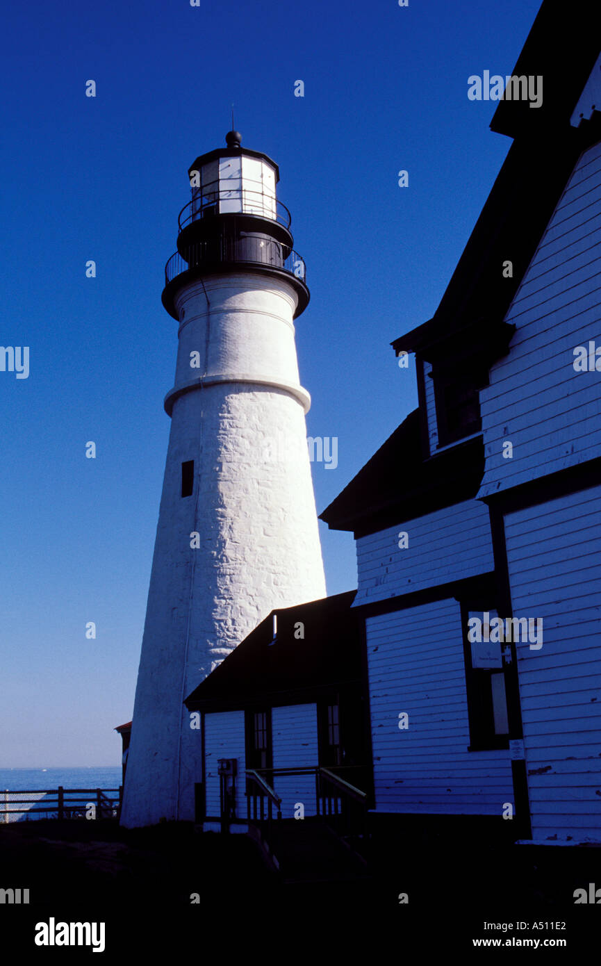Le Portland Head Lighthouse Ft Williams Park Cape Elizabeth Maine USA ici Longfellow a écrit son célèbre poème Le Phare Banque D'Images
