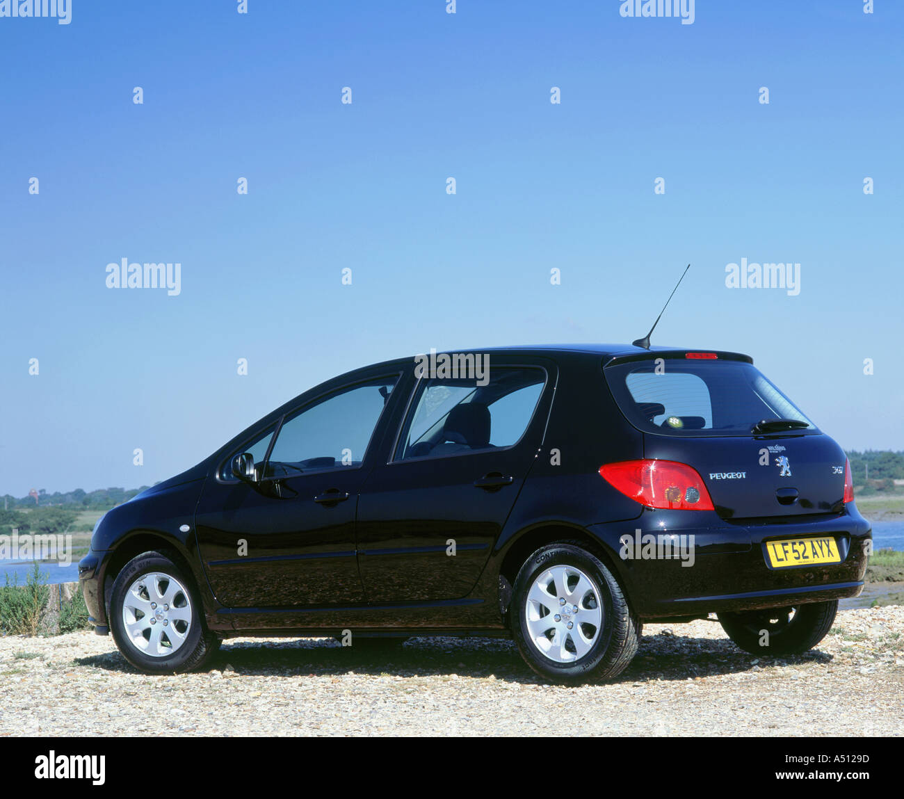 Peugeot 307 Banque de photographies et d’images à haute résolution - Alamy